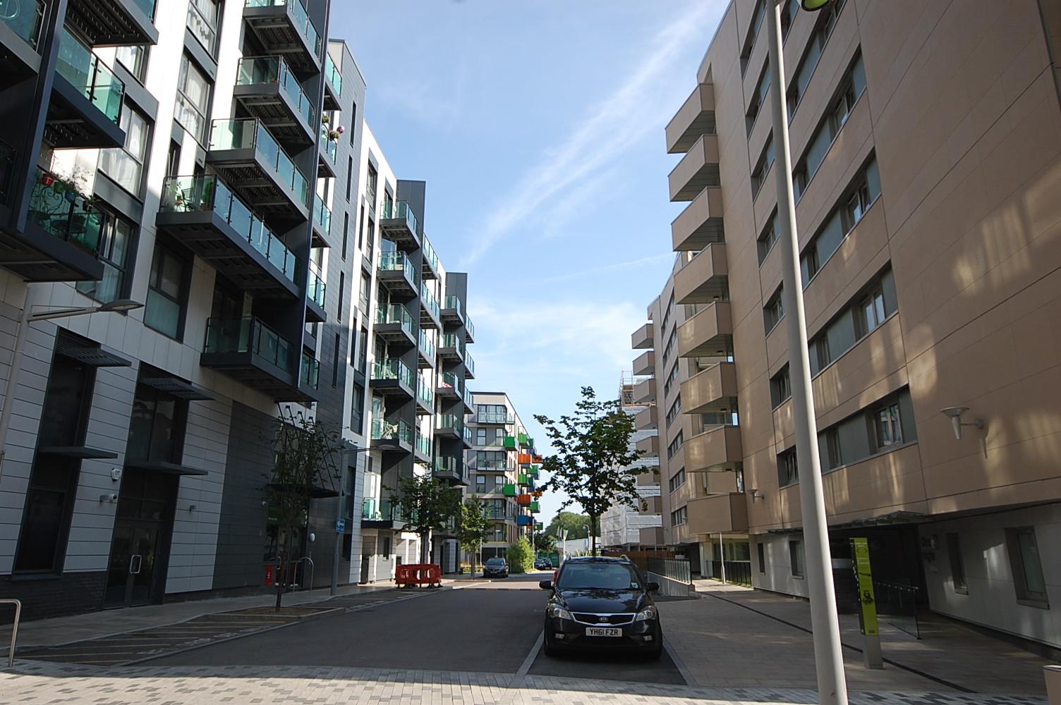 Merlin Heights, Waterside Way, Hale Village